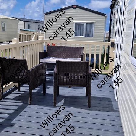Willows Caravan 145 Llanddwywe 外观 照片