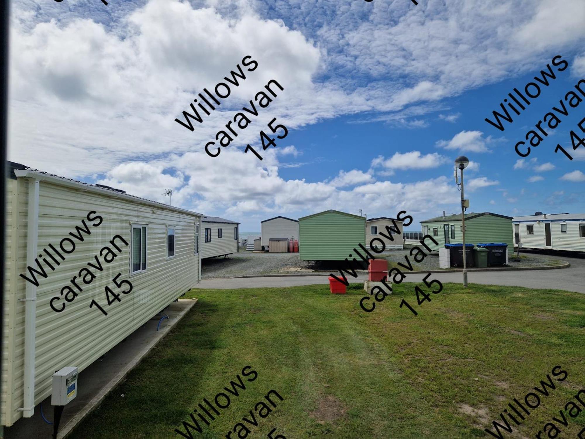 Willows Caravan 145 Llanddwywe 外观 照片
